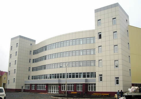 Здание «Центра деловых коммуникаций» (погран. переход "Сосновка" пос. Пограничный)