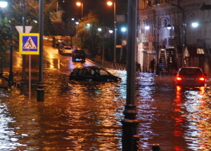 Власти города обратили внимание на наводнение Владивостока во время циклонов