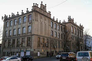Реставрация здания на Суханова, 8